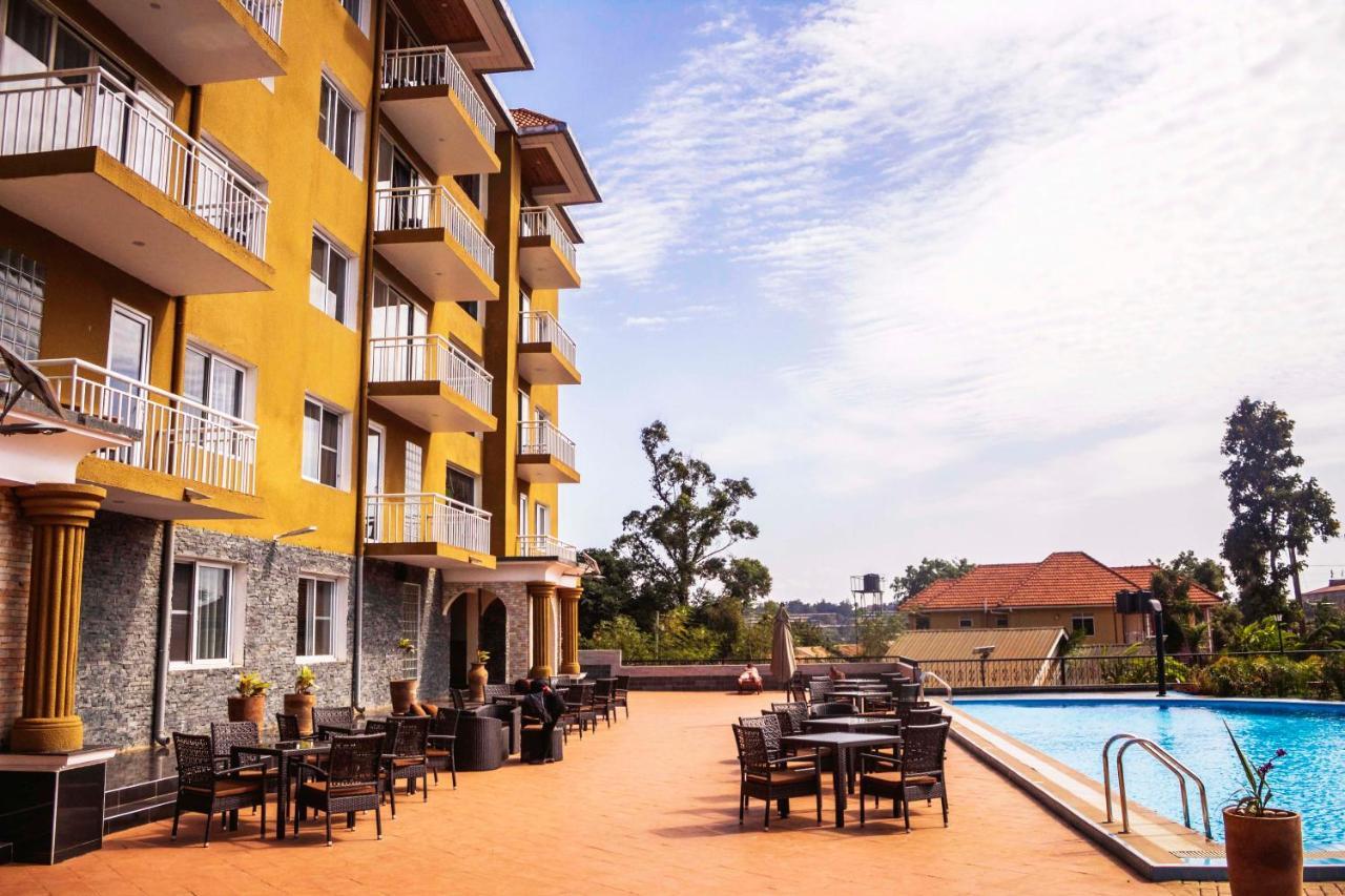 Hotel Duomo And Suites Kampala Luaran gambar